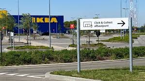 Pas De Files D Attente Ou De Contact Physique Avec Le Personnel Les Magasins Ikea Envisagent