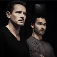 Tyler Hoechlin News, Rumors and Information