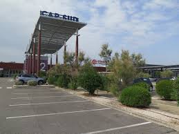 En cas d'affluence, nous vous invitons à vous répartir dans l'ensemble du train afin de respecter les gestes barrières. 8eyif9vku Eyhm