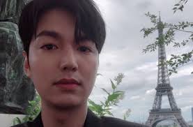 #이민호 공식 트위터 | lee min ho official twitter. Lee Min Ho Goes Live On Instagram Updates Fans About His Health And Activities Actor S Upcoming Drama Reveals New Cast Member Econotimes