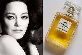 Marion was named the most beautiful face of 2013 by the independent critics list and was ranked 13 on empire online's list of the 100 sexiest movie stars. Chanel Announces Marion Cotillard As The New Face Of No 5 Parfumplus Magazine