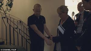 It primarily follows bedfordshire police as they investigate cases in luton. Christopher Stevens Reviews 24 Hours In Police Custody Daily Mail Online