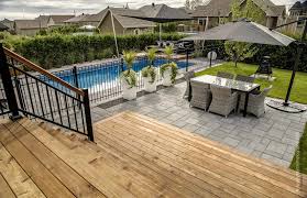 Allons Au Spa Cour Arriere Piscine Spa Realisations Patio Plans Inground Pool Landscaping Backyard Plan