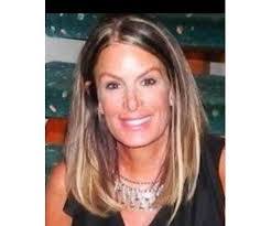 Betsy Speer's Instagram, Twitter & Facebook