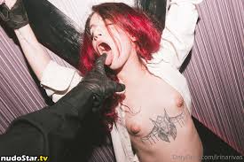 La modelo Irina te invita a explorar su mundo más salvaje