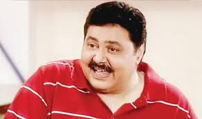 ستیش آنند نے فلم ''میں ہوں نا'' میں ''تھوک'' پھینکنے کی اداکاری کیسے کی؟