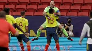 David ospina ramírez is a colombian professional footballer who plays as a goalkeeper for serie a club napoli and the colombia national team. Copa America 2021 Goalkeeper David Ospina Stars As Colombia Edge Uruguay On Penalties To Reach Semi Finals Sports News Firstpost