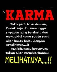 Kebetulan dan yang seharusnya, akting dan akal licik, takdir dan romantis, semuanya tak henti terjadi di sekitar mereka. Hendra Maulana On Twitter Bismillah