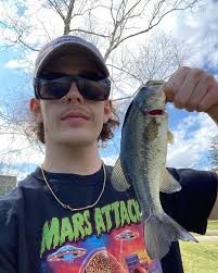 Max Keller (@maine_fishing04074) • Instagram photos and videos