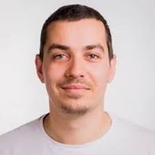 How to Find and Retain Clients as Social Media Managers?