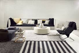 Woodnotes Corner Bed Round And Square Benches Twiggy Table Narrow K Chairs With Tubular Feet Big Stripe Paper Yarn Carpet Sammal And Wild Tu Gostinaya Kover