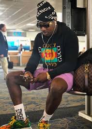 Troy ave and lloyd banks have a hot one spinning on the radio with your style. the song has that brooklyn and queens, new york flavor in abundance. Troy Ave Rapper Grosse Gewicht Alter Korperstatistik