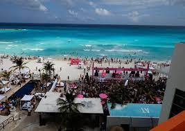 Cancun, reserva tu day pass en hoteles, tu day pass en clubs de playa solo en los mejores destinos turisticos de mexico, reserva facil y seguro con superpass. Victoria S Secret Pink Nation Hosts Spring Break Beach Party In Cancun Mexico