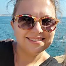 Amanda Manuel (@amandakmanuel)