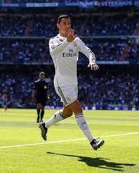 What Are You Doing Man 5 Goals In One Match No Way The Hat Trick Just In 8 Minute Scary Not Normal That Cristiano Ronaldo Ronaldo Cristiano Ronaldo Cr7