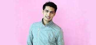 Ubai ismail tuesday, january 29, 2019 1 comments. Sinopsis Drama Dia Menantu Rahsia Lakonan Ashraf Muslim Sensasi Selebriti