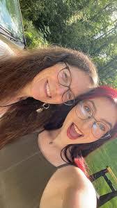 Eli Bradford's Instagram, Twitter & Facebook