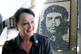 El sueño de venir a Cuba • Trabajadores