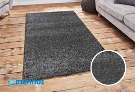 Das beliebte muster wird durch optische farbverläufe modisch in szene gesetzt. Merinos Teppich Shaggy Deluxe Einfarbig Dunkel 5533 90 Bedibuy Com