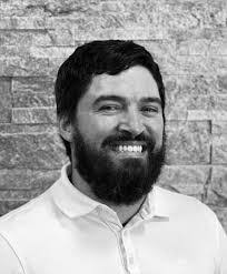 Garrett Blake's Instagram, Twitter & Facebook