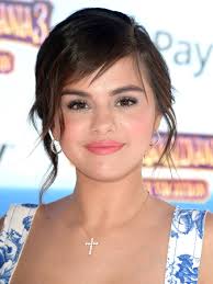 As far as we know, the young lady has seven tattoos and she relies on different parts of her body. Selena Gomez Got Matching Friendship Tattoos With Her Bffs Allure