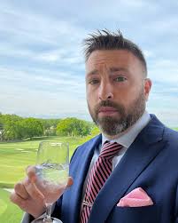 Hosting a school fundraiser in one of the suits I can still fit into. Hot  Saturday night.