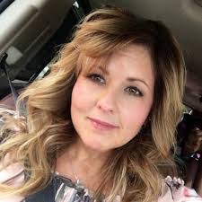 Amy Hempfling's Instagram, Twitter & Facebook