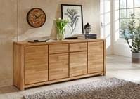 In der kombination mit dem massiven kiefernholz, das in seiner eigenschaft warm und freundlich ist, wirkt das sideboard im landhausstil unerwartet relaxt aus. Kommode Sideboard Floresta 11 Farbe Natur Real De