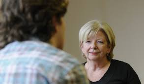 See full list on vocationaltraininghq.com Social Worker Health Careers