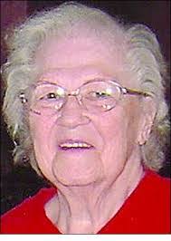 Edith Kay's Instagram, Twitter & Facebook