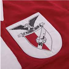 For that reason, in portugal, benfica and their supporters (benfiquistas) were nicknamed vermelhos (reds). Copa Football Sl Benfica 1904 Jersey