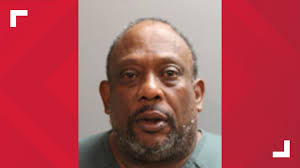 Jacksonville man charged with DUI after crashing into food truck