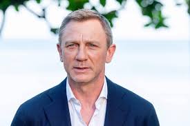 2,759 likes · 37 talking about this. F5 Cinema E Series Daniel Craig Interpretara James Bond Pela Quinta Vez Dizem Produtores 26 04 2019