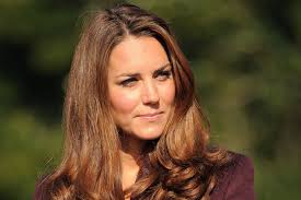 Księżna kate middleton w krótkich włosach. Fryzura Ksieznej Kate
