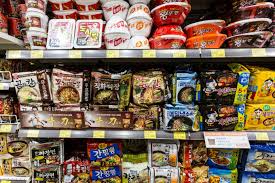 This is a halal version of samyang product. Three Tips To Help Spot Halal Korean Instant Noodles Food The Jakarta Post