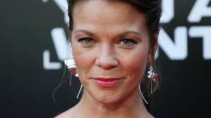 Join facebook to connect with jessica schwarz and others you may know. Jessica Schwarz Selbstvorwurfe Wegen Krebs Tod Ihres Vaters Promiflash De