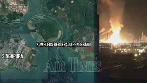Kilang minyak pt pertamina vi balongan, indramayu, jawa barat, terbakar, senin (29/3/2021) dini hari.sedikitnya 15 orang mengalami luka ringan dan lima. Kilang Minyak Pengerang Meletup Dan Terbakar Air Times News Network