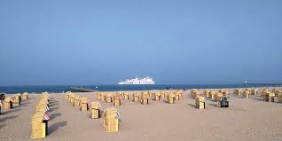 Bundesweit will die deutsche bank jeden fünften standort aufgeben. Von Hamburg An Den Timmendorfer Strand Ausflugstipp Mit Bus Bahn