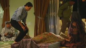 Kerana terpaksa aku relakan 2014. Na Production94 Kerana Terpaksa Aku Relakan Episod 9 Facebook