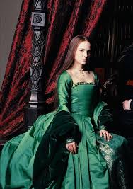 смотреть онлайн фильм еще одна из рода болейн бесплатно Natalie Portman As Anne Boleyn In The Movie The Other Boleyn Girl Wonderful Gown Of The Tudor E Con Imagenes Vestidos De Dama Antigua Moda Renacentista Vestidos De Epoca
