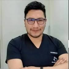 Rodrigo Quispe Alcón Dr.COROE (@rodrigo_quisp_alcon_odontologo) • Instagram  photos and videos