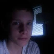 Stream Tom Bates music