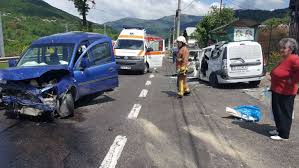 Accident rutier grav la valea călugarească. Accident Grav Pe Dn1 La Comarnic Trei Masini Implicate Foto Video Jurnalul Prahovean