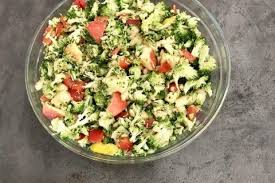 Salade De Brocolis Au Thermomix Recette Salade Brocoli Salade Recettes De Cuisine
