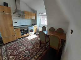 5 gehminuten von der wohnung entfernt. 4 Zimmer Wohnung Zu Vermieten Lindenschulstrasse 11 70327 Stuttgart Unterturkheim Mapio Net