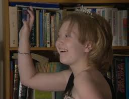 Special Needs Oregon Student Wins Prom Queen Crown in Landslide