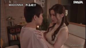 The Stepmother Surprised Me to Celebrate (Subtitled in Portuguese) Ayumi  Ryou - XNXX.COM