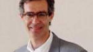 A call to expand offshore market of renminbi