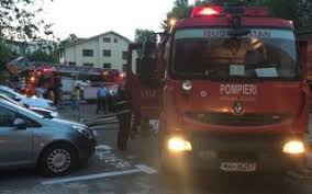 Numărul morţilor de la clubul ars în bucureşti creşte până la 41. Incendiu Intr Un Bloc Cu 10 Etaje Din Bucuresti Cinci AdulÅ£i Si Doi Copii TransportaÅ£i La Spital Stirileprotv Ro