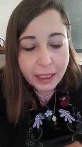 Incontriamo tutti tanti "Prof." a scuola ma solo alcuni ... faranno la  differenza! Desirée Alabiso è una di questi, ama il lavoro fino a  commuoversi e commuove! Nostra tutor ieri e, splendida docente ...